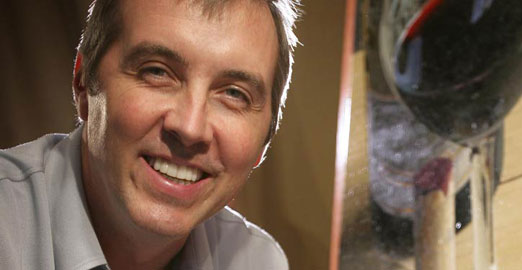 Photo of Artist Thomas Arvid