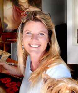 Photo of Artist Lori Higgins
